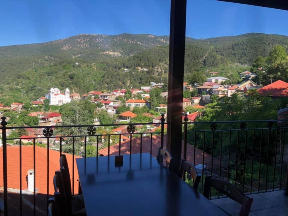 Mountain Rose Hotel & Restaurant Pedulász Kültér fotó